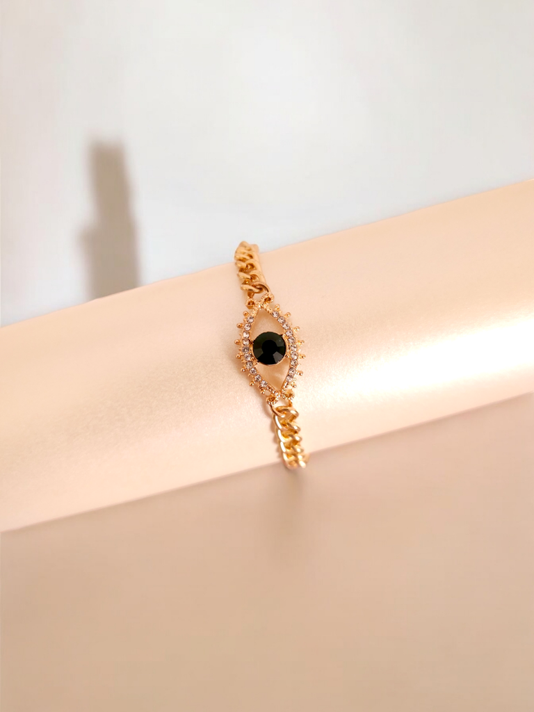 Chain Bracelet with Evil Eye Design	