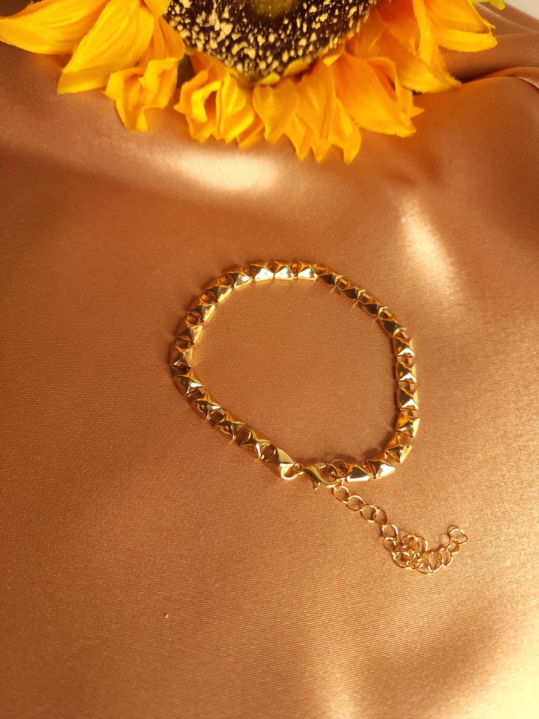 Triple Chain Bracelet Set with Emerald and Thick Chain	