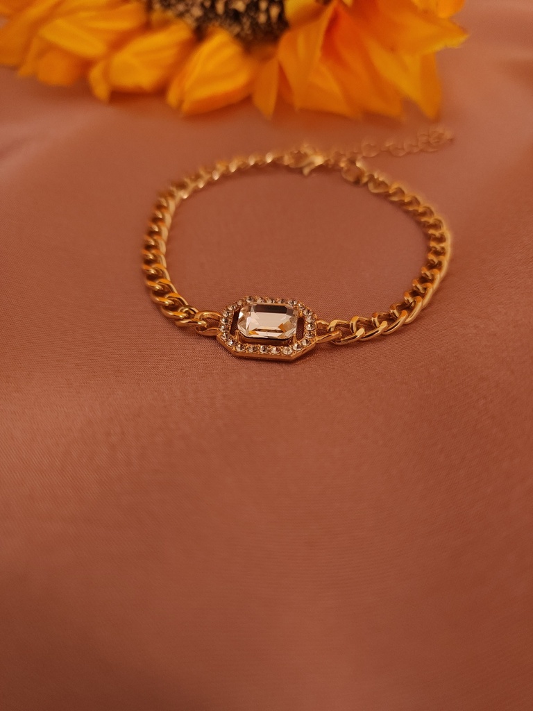 Thick Chain Bracelet with Large Rhinestone Pendant	
