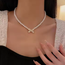 Vintage Bow Collar Pearl Necklace
