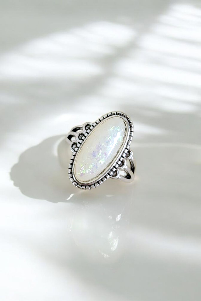 unsplash_c-YEdiGkV3o_jewellery.webp