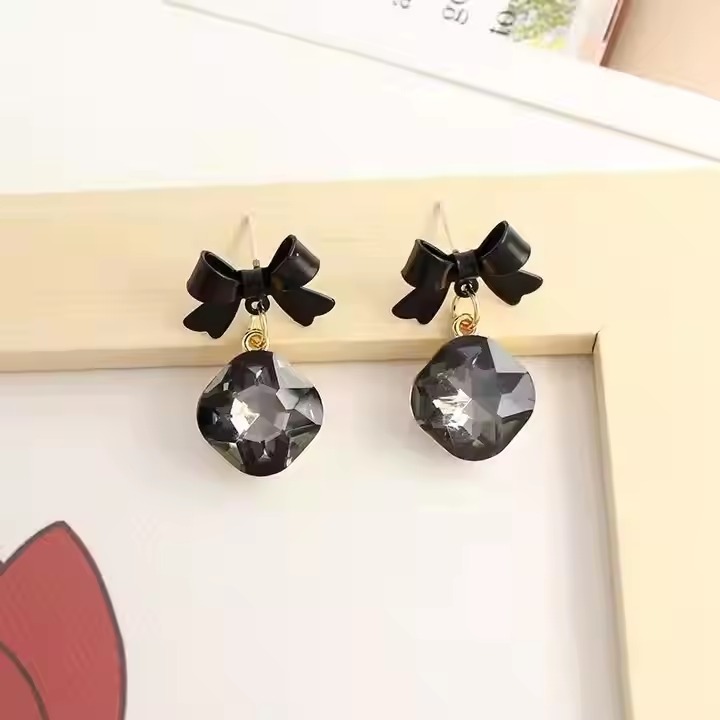 Crystal Stone Black Stud Earrings