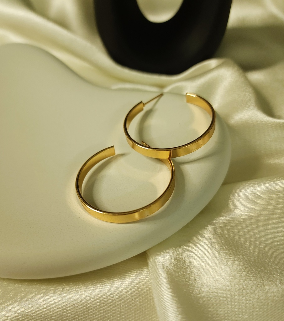 Swanky Large Gold Hoop Earrings