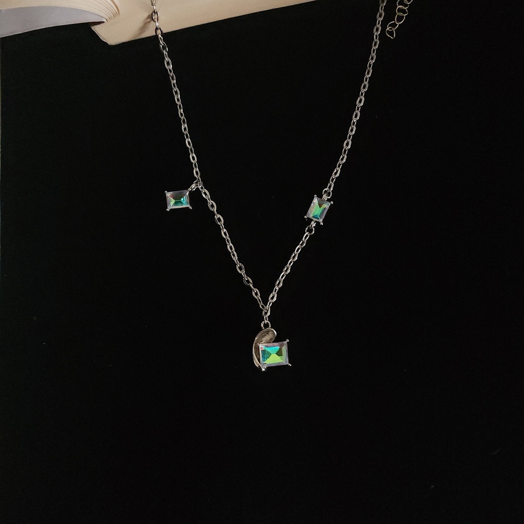 Silver Crystal Vintage Necklace