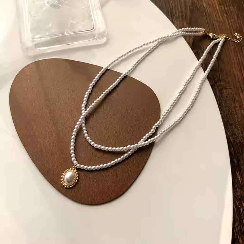 Vintage Layered Pearl Necklace
