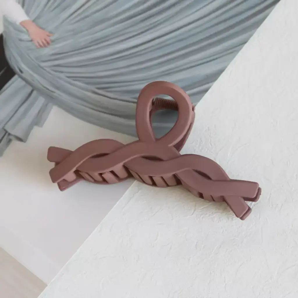 Premium Korean Large Wave Hair Clip