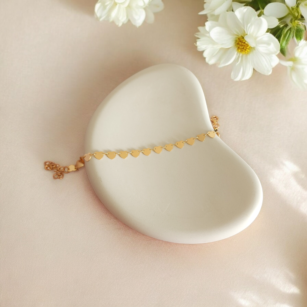 Elegant Heartlink Chain Bracelet
