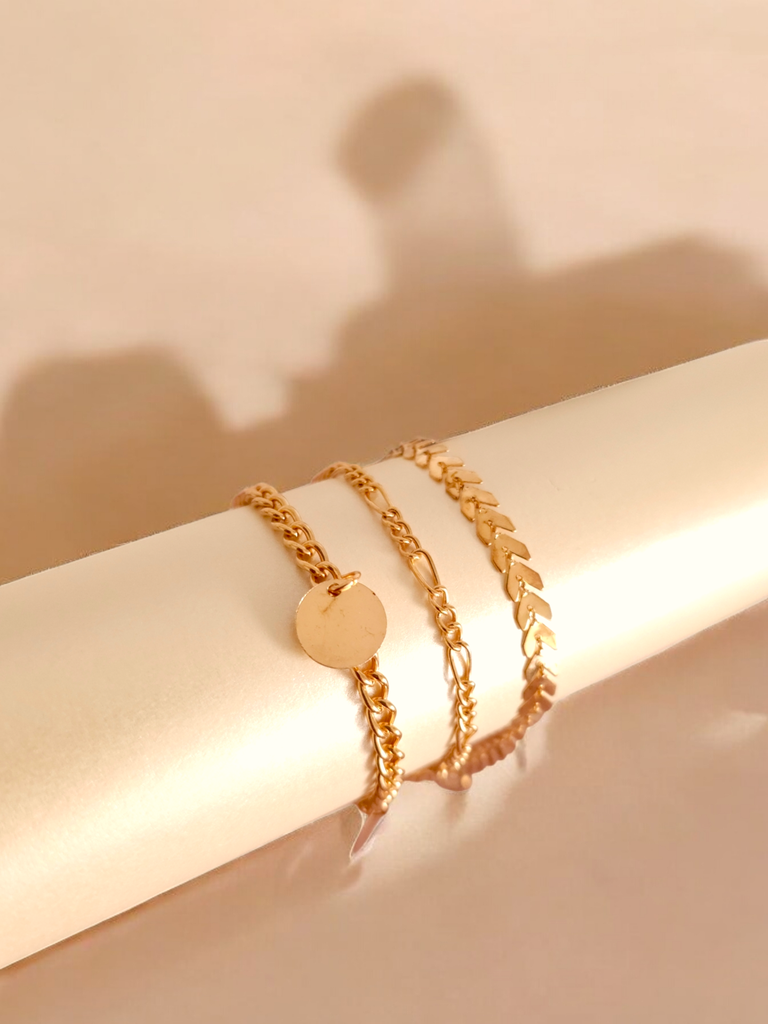 Nature-Inspired Bracelet Combo: Leaf, Drop Pendant, and Chain