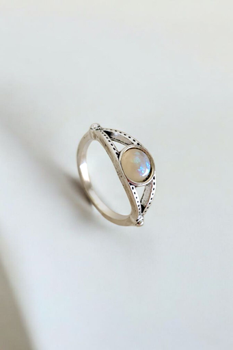 [RG-559-440-Slv-6] Lunar Eye Ring  